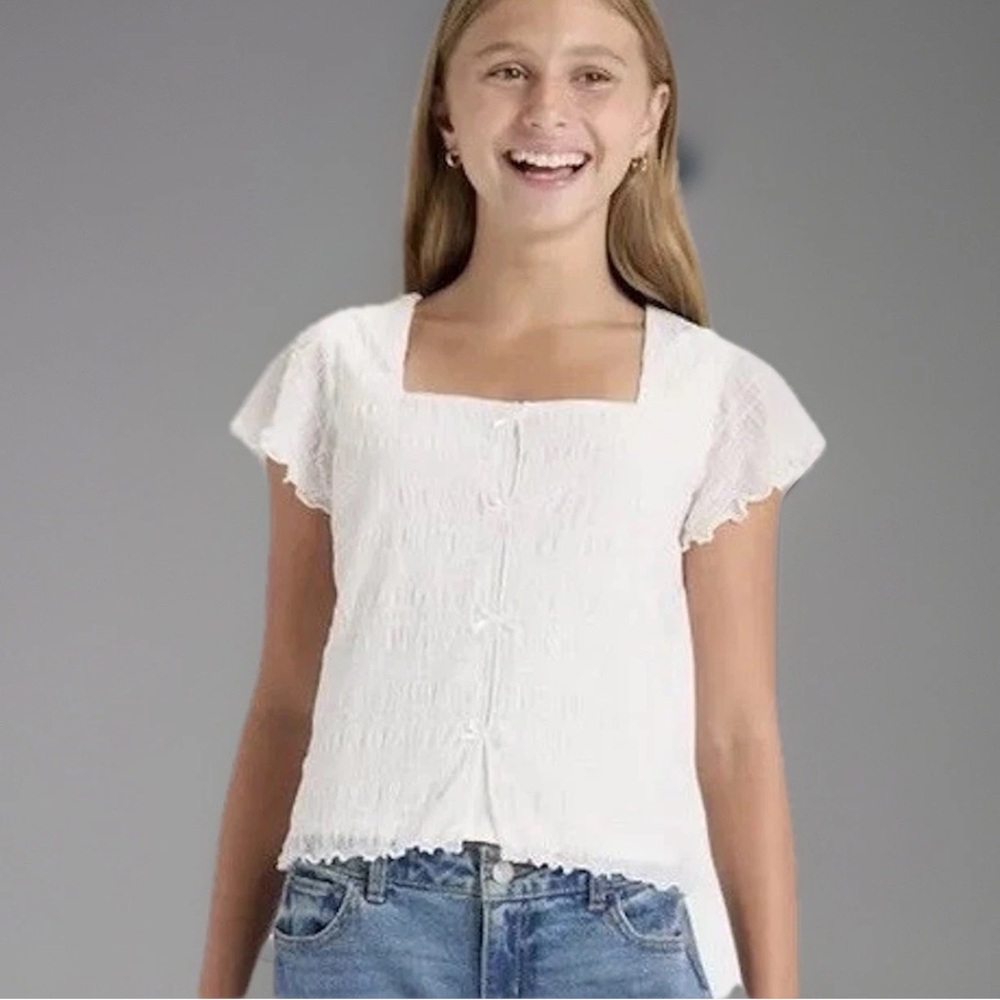 Art Class Girls' Ruffled Cream Bow Front Top - Size Medium (8) NWT